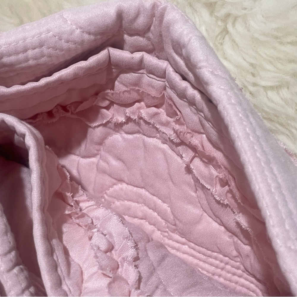 NEW Free Little BIrd Ruffle Baby Quilt Pink - Picture 7 of 8